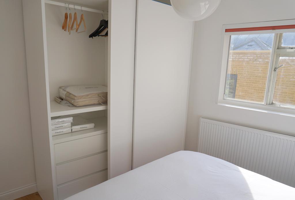 Landor Road London Apartment Bagian luar foto
